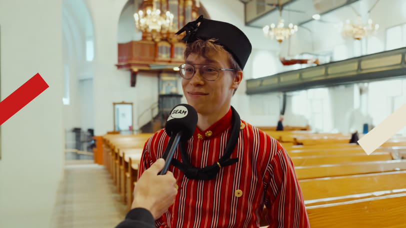 Urker Albert (20) zingt in het Urker Mannenkoor 'Hallelujah'