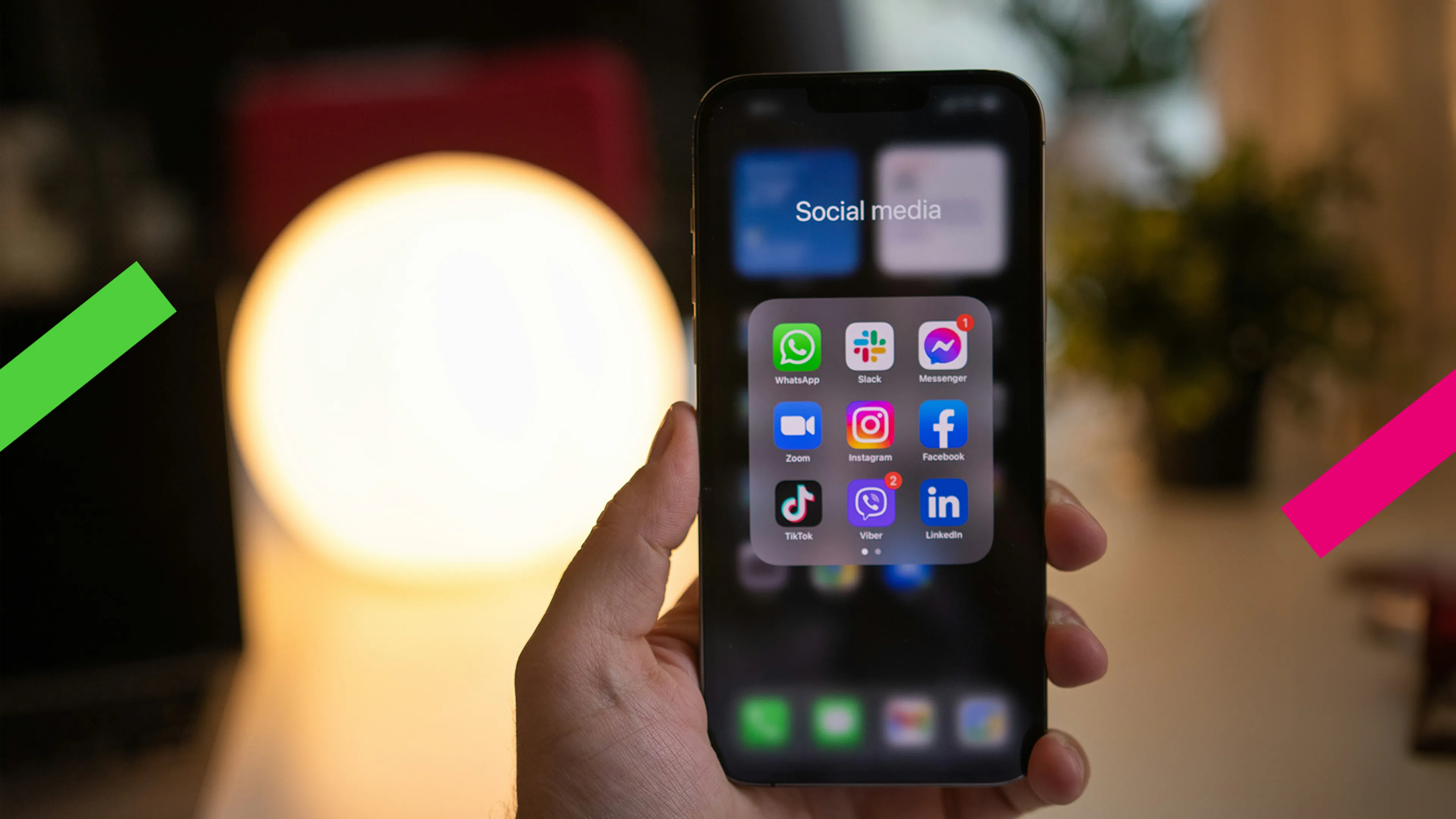 Doe mee aan ons onderzoek naar christelijke influencers (en win een BEAM-trui)!