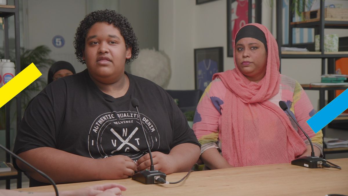 Zakariyya (14) wordt gepest: 'Heeft je moeder weer iets nieuws gekocht bij de prullenbak?'