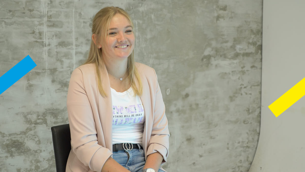 Eva is doof geboren: ‘Ze maakten apengebaren naar mij’