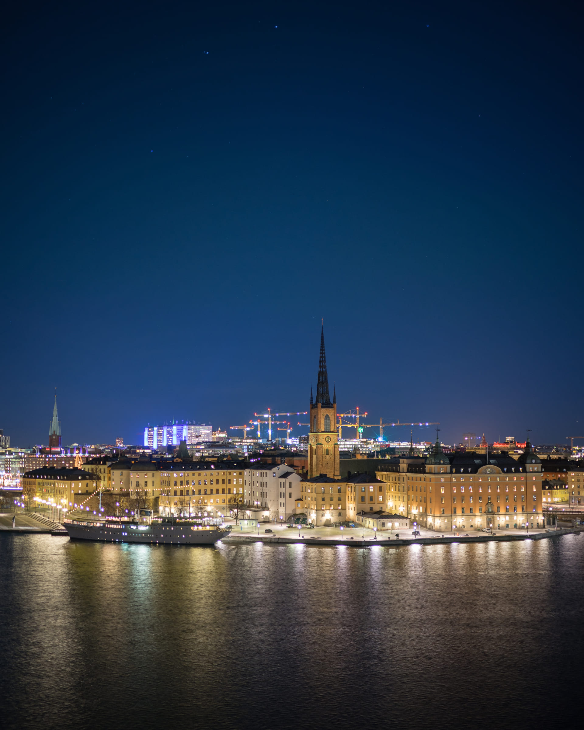 Met de trein naar Stockholm