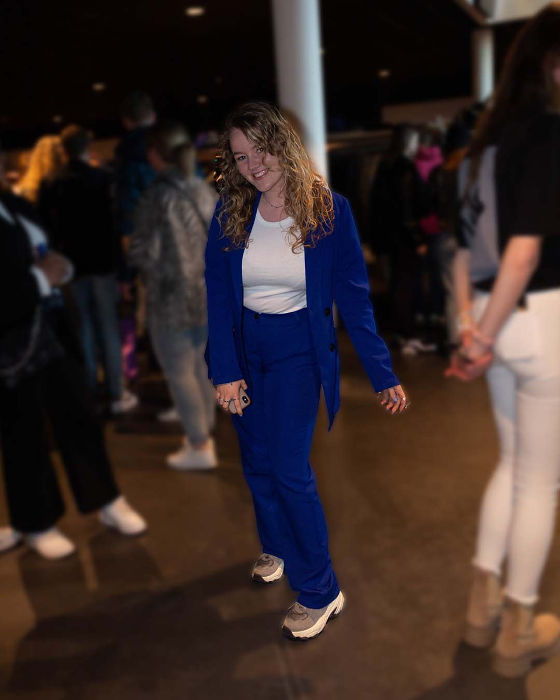 Awake Night - Outfit 7