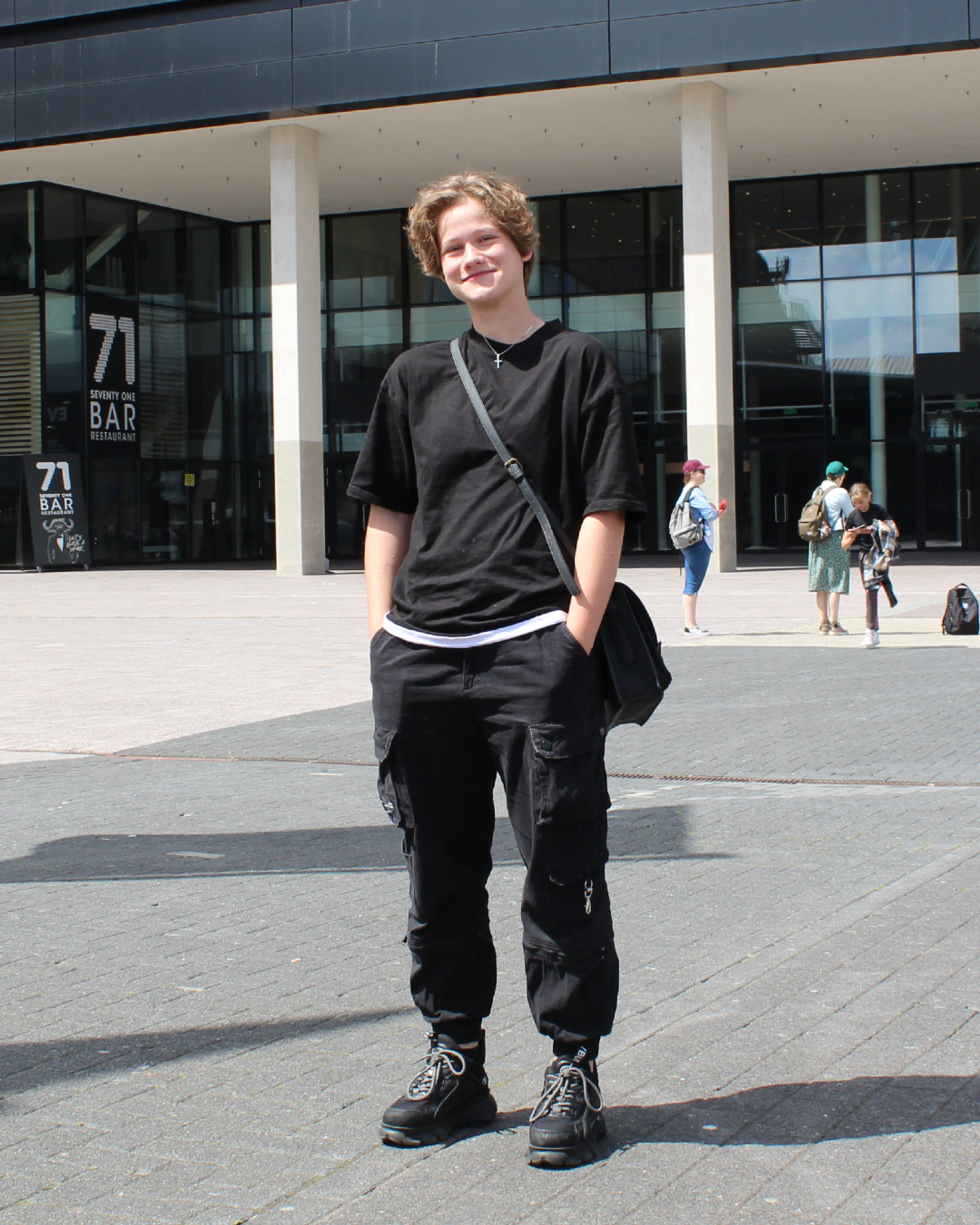 OUTFIT 6