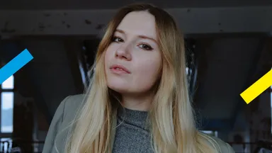 Eline (16): 'Ik was alleen thuis toen er een deurwaarder aanbelde'