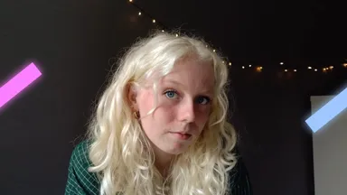 Rebekka is 15 en spreekt in de kerk: 'Het voelt alsof God me heeft uitgekozen om dit te doen'