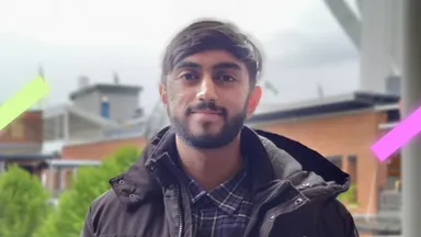 Khaqan (21) is moslim: ‘Ik denk dat onze God dezelfde zou kunnen zijn, er is namelijk maar één God’