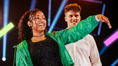 DIT MOET JE ZIEN! 🥹 Huwelijksaanzoek op de EO-Jongerendag 😱