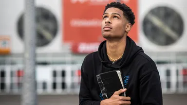 Terrence voetbalt bij Jong Ajax: ‘Ik speel liever geen wedstrijdje tegen Jezus’