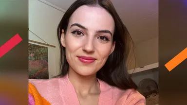 Reuzenskeletten en parasieten in het vaccin: Marieke ontmaskert nepverhalen en complotten