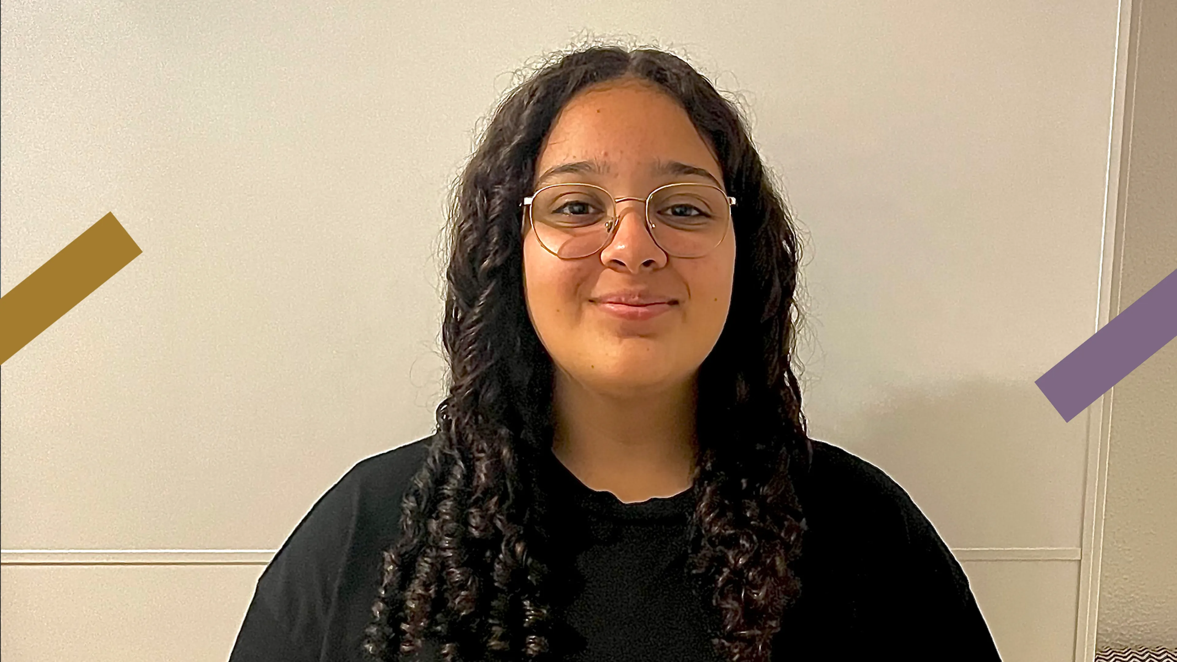 Aimee (14) werd aangereden: ‘Toen lag ik daar op de rotonde met bloed op mijn hoofd’