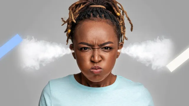 Meisje waarbij stoom uit de oren komt van ongeduld. Die kan wel wat geduld gebruiken en daarom leest ze dit artikel net als jij.