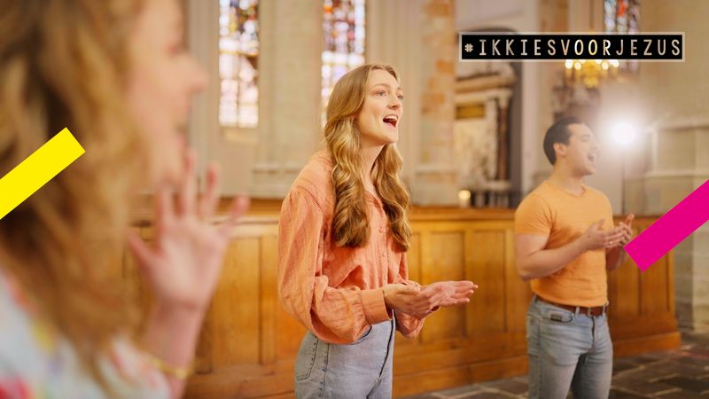 Eline Segers (21) over geloof: “Als mensen aan mij vragen of ik religieus ben, zeg ik nee”