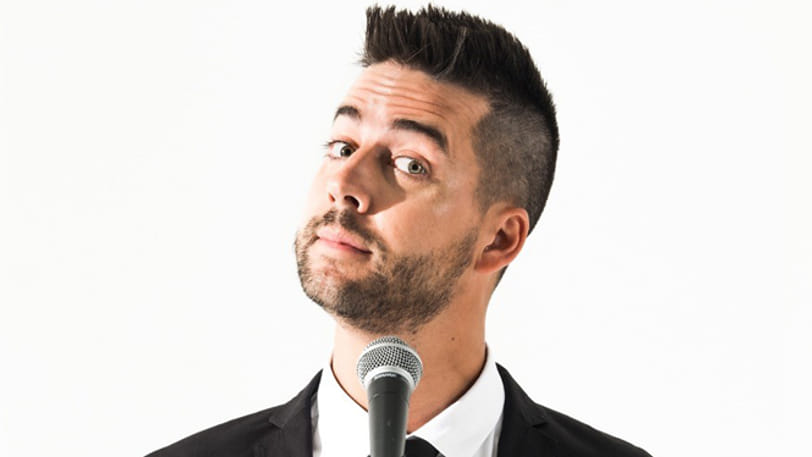 Comedian John Crist is terug en bedankt in video fans voor vergeving