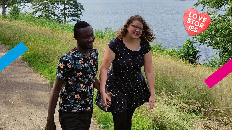 Esther (22) ontmoette Philip (25) in Ghana: ‘Ik dacht: deze zomerliefde gaat vast wel weer voorbij’